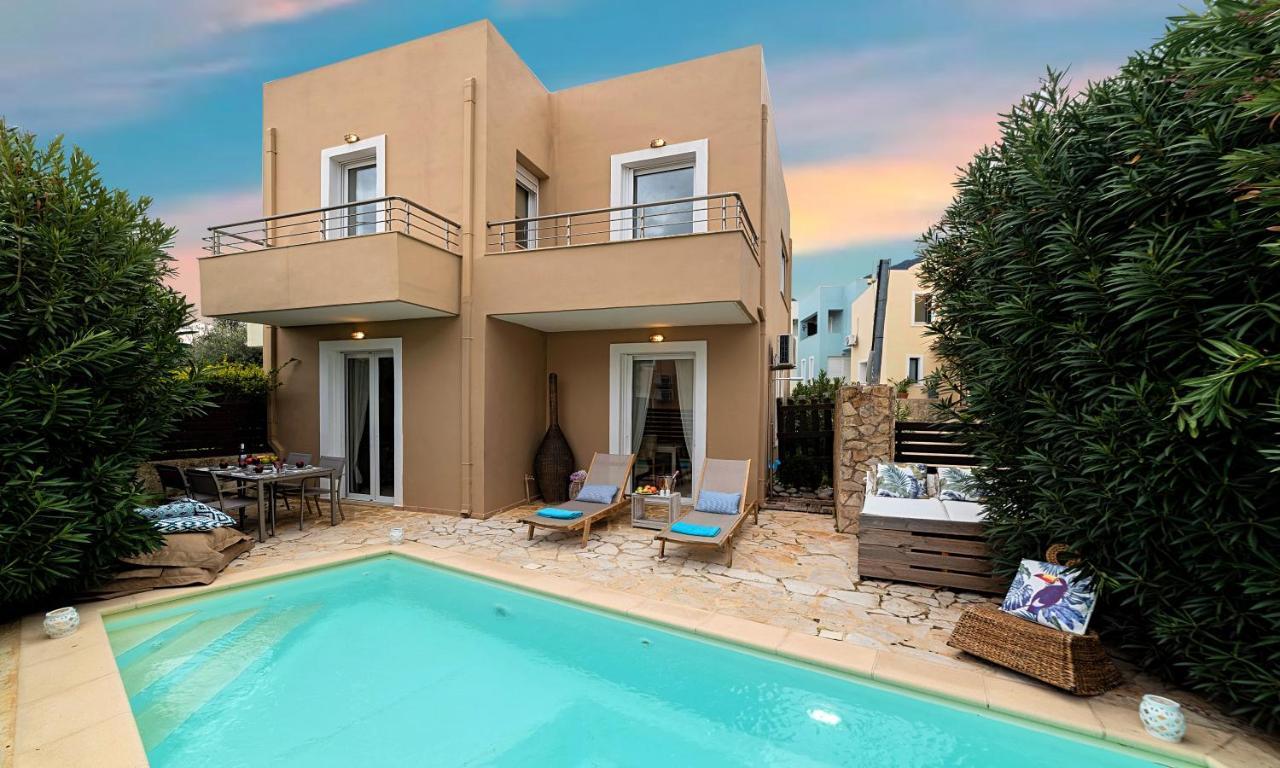 Apple Villas Mouríon エクステリア 写真